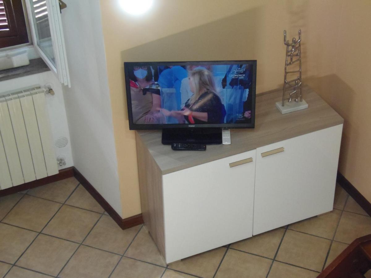 チビタベッキアCasa Vacanza Tindaraアパートメント エクステリア 写真